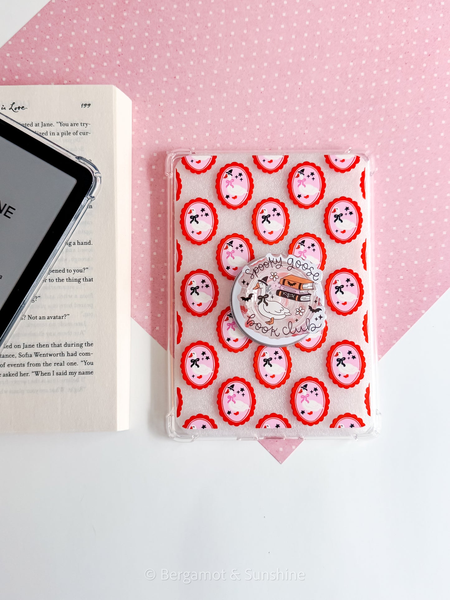 Spooky Geese Cameo Kindle Case