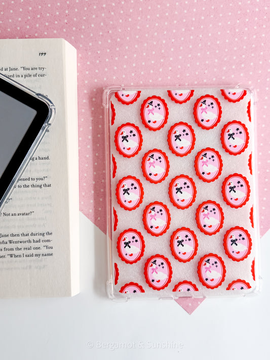 Spooky Geese Cameo Kindle Case