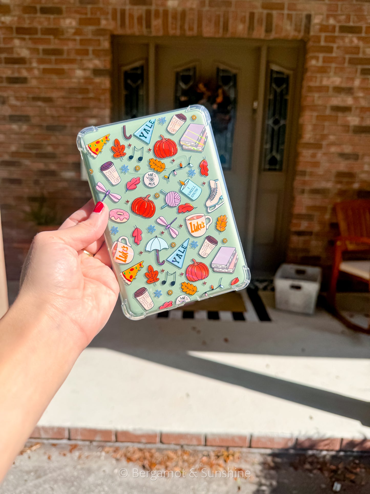 G.G. Seasons Kindle Paperwhite / Signature + Basic Case