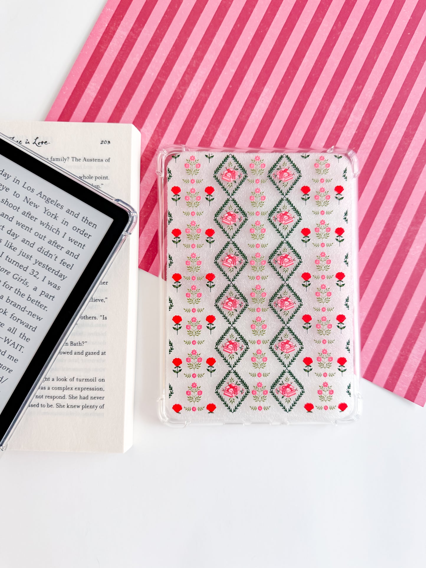 Bookish Christmas Quilt Kindle Case