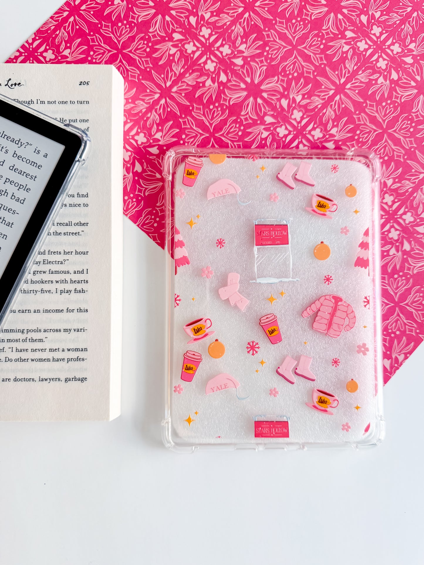 G.G. IMPERFECT Pink Winter Kindle Case