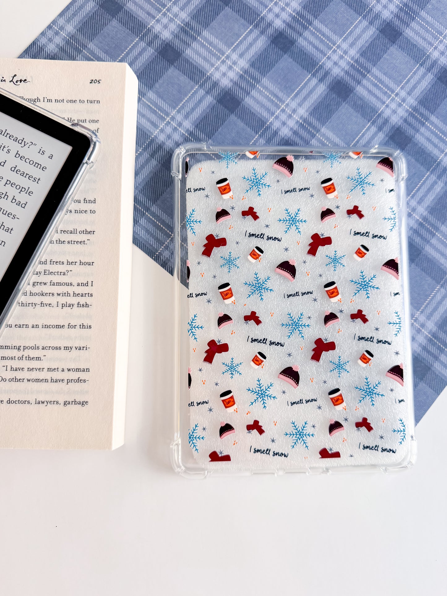 G.G. I Smell Snow Kindle Case