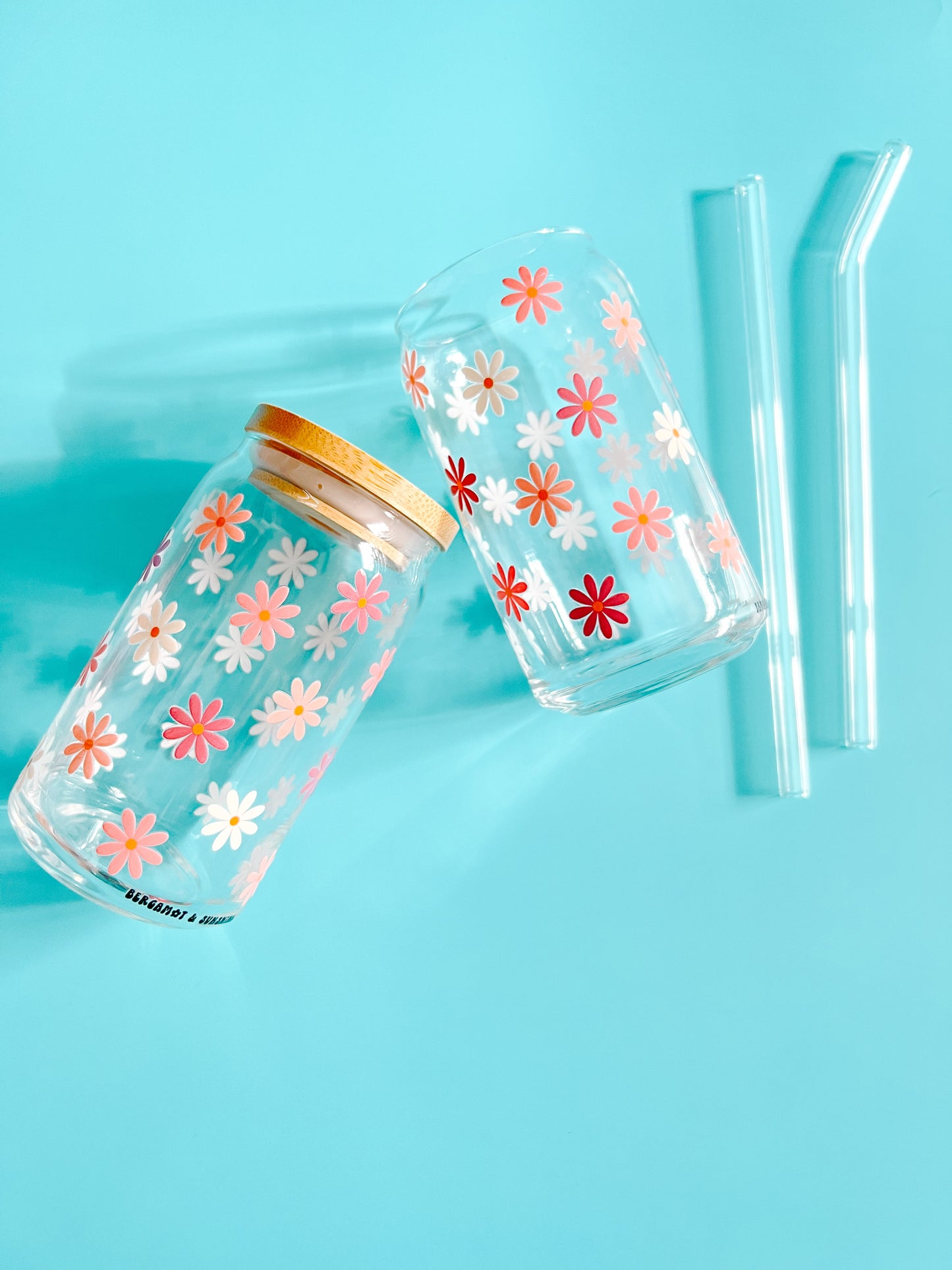 Daisy Galore 16oz Glass Cup