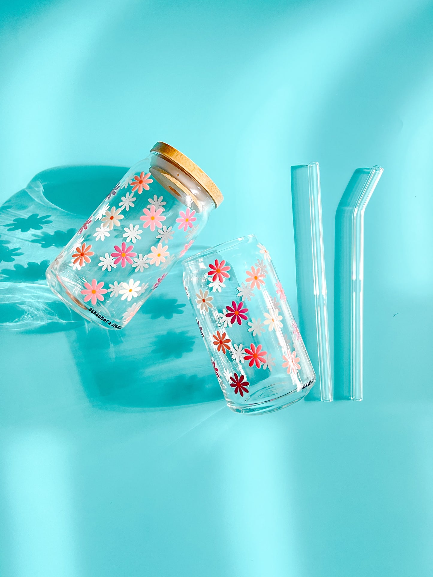 Daisy Galore 16oz Glass Cup
