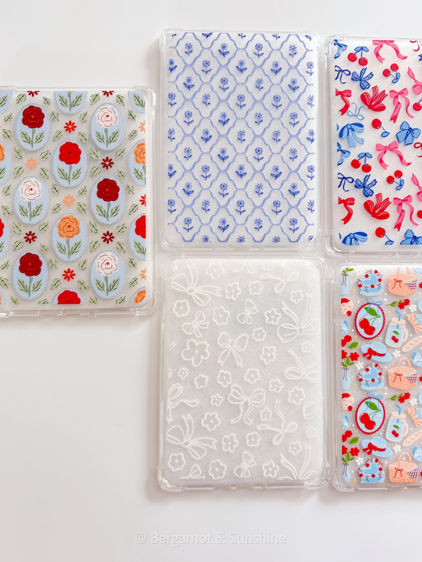 Rose Garden Cameo Kindle Case