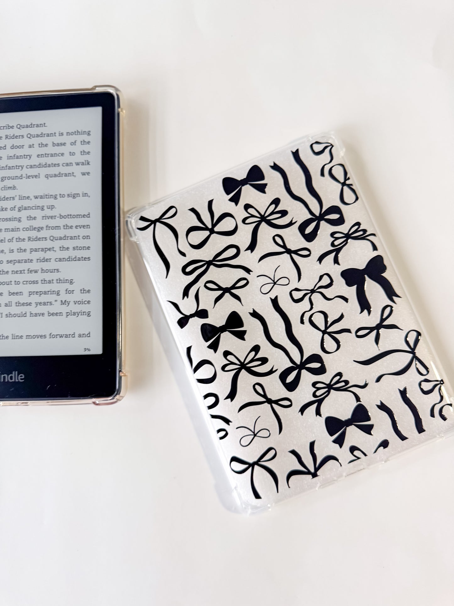 Black Bows E reader Case