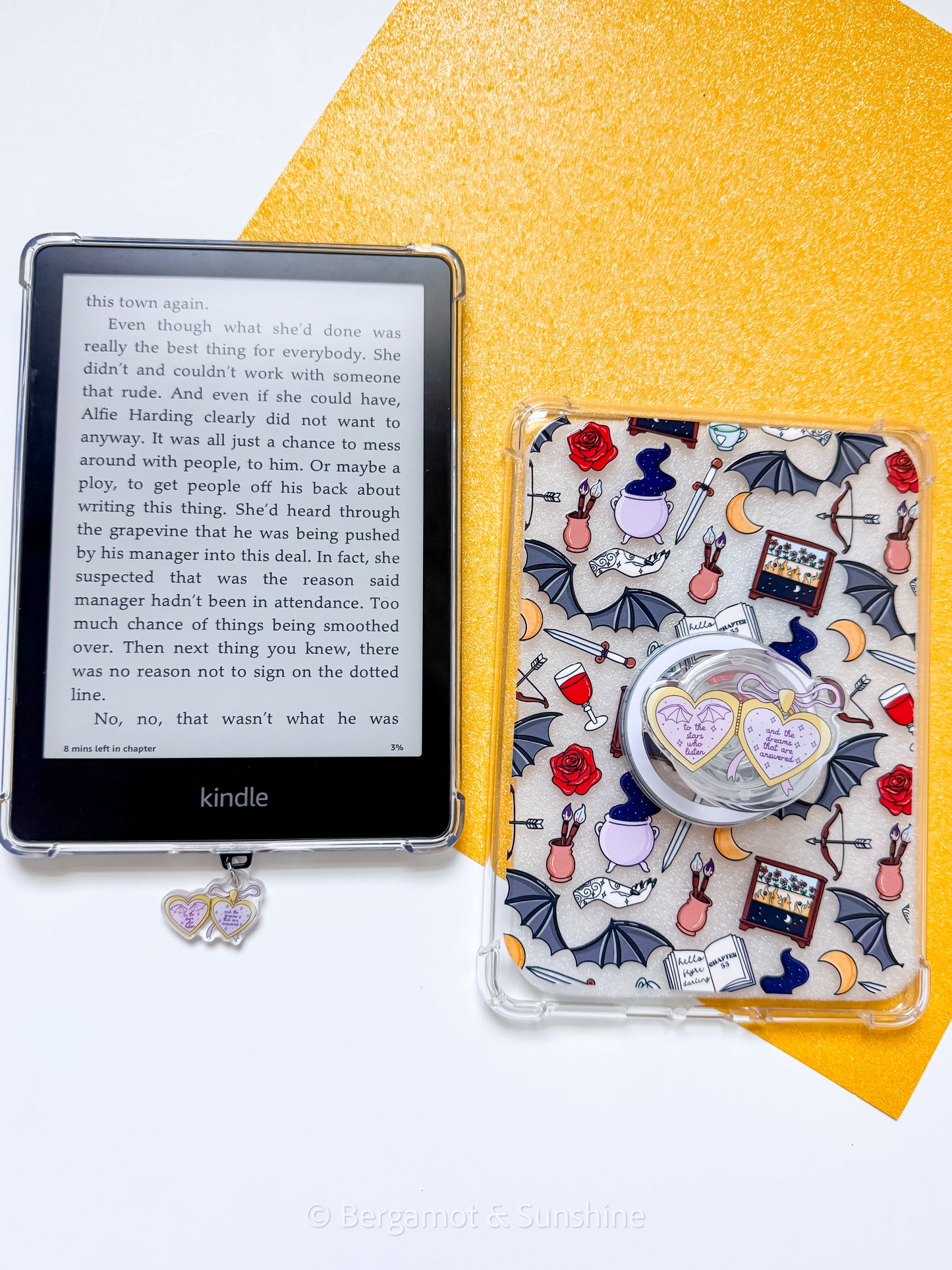 Aco / Tar To the Stars Magsafe Phone and E reader Grip and Dust Charm