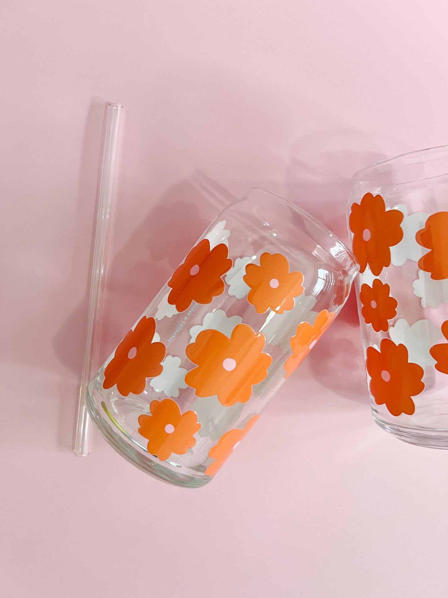 Orange and Pink Retro Flower 16oz Glass Cup w glass straw and bamboo lid