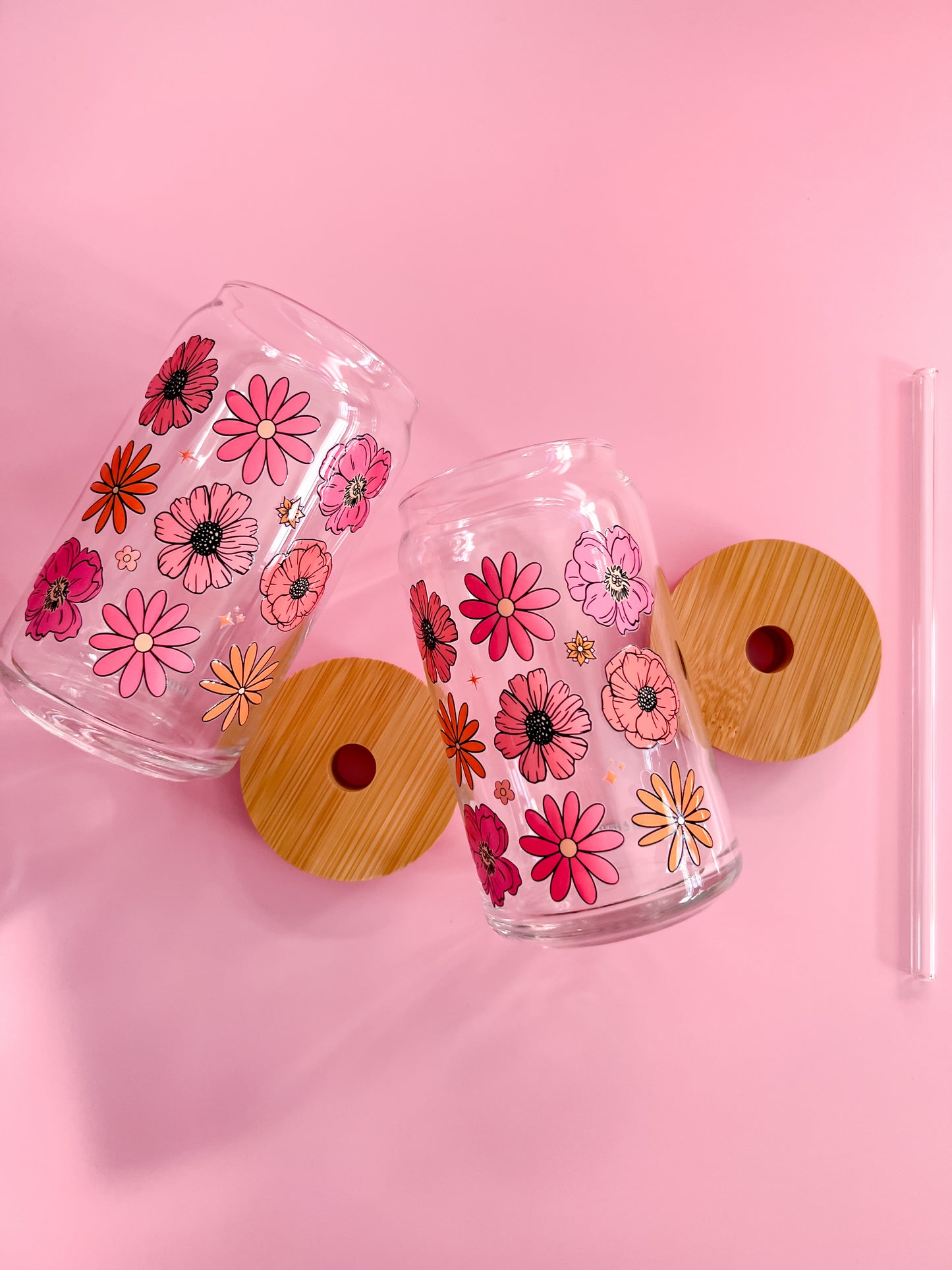 Pink Daisy Grid 16oz glass cup and straw with bamboo lid