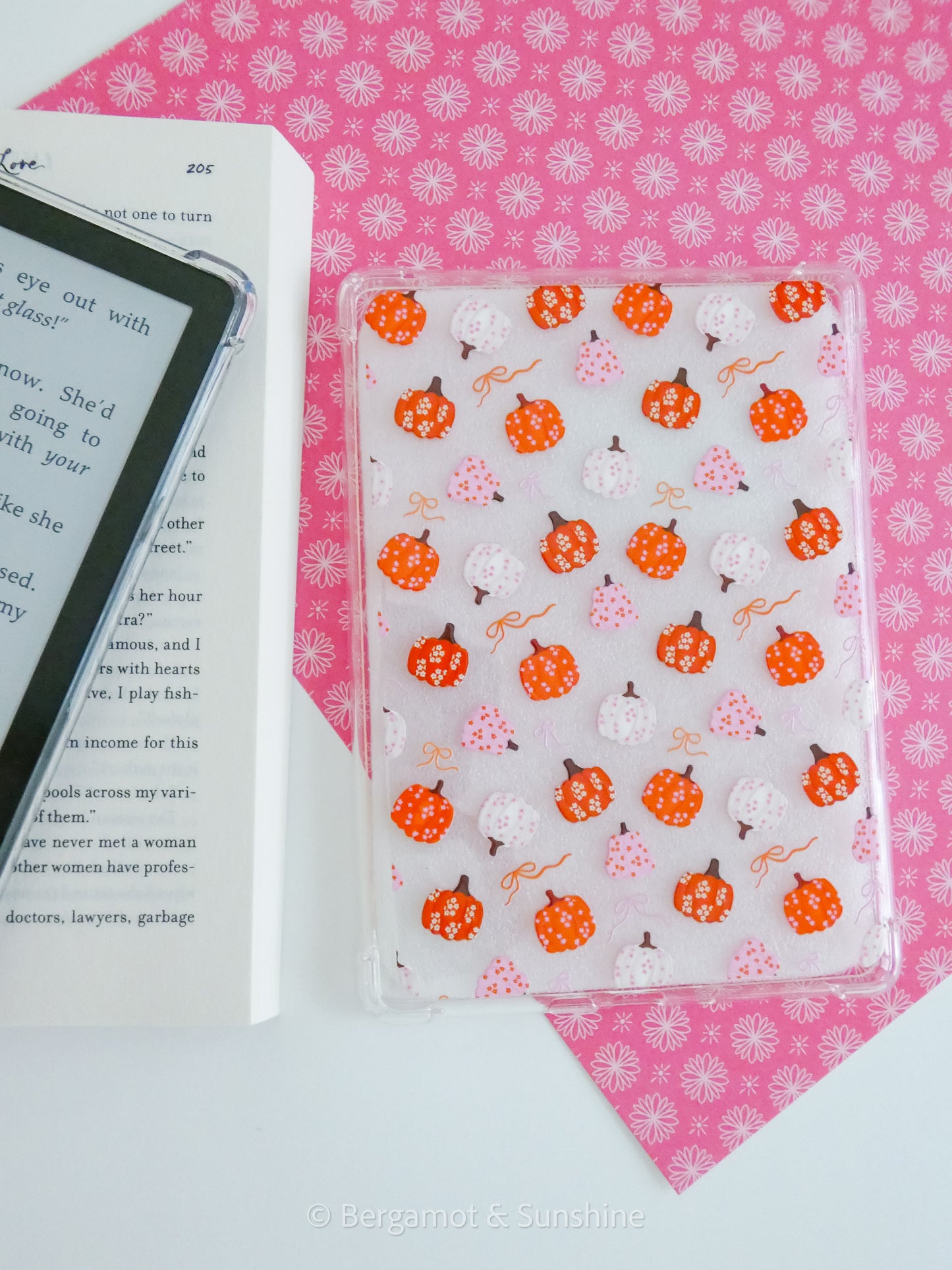 Pumpkins and Bows Kindle Case