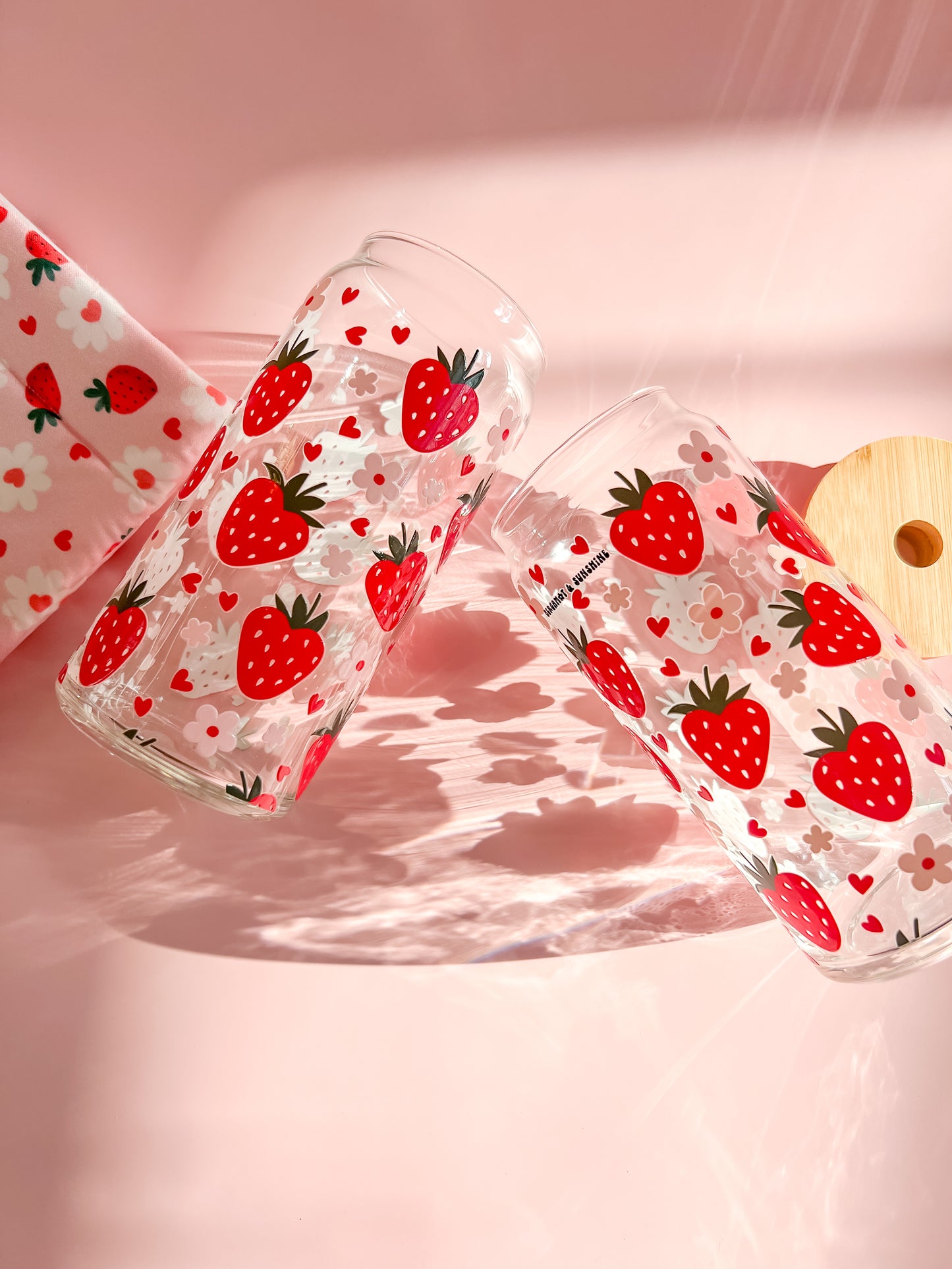 Strawberry Lovers 16 oz and 20oz Glass Cup