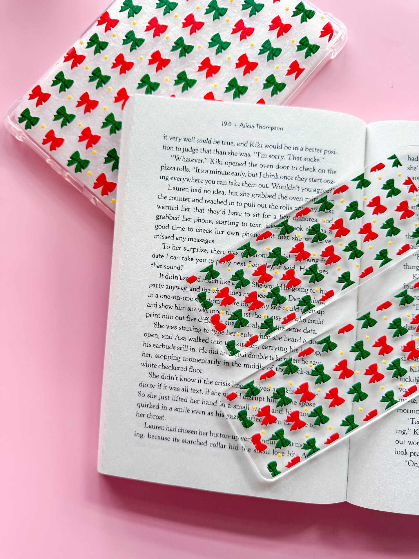 Holiday Bows Bookmark