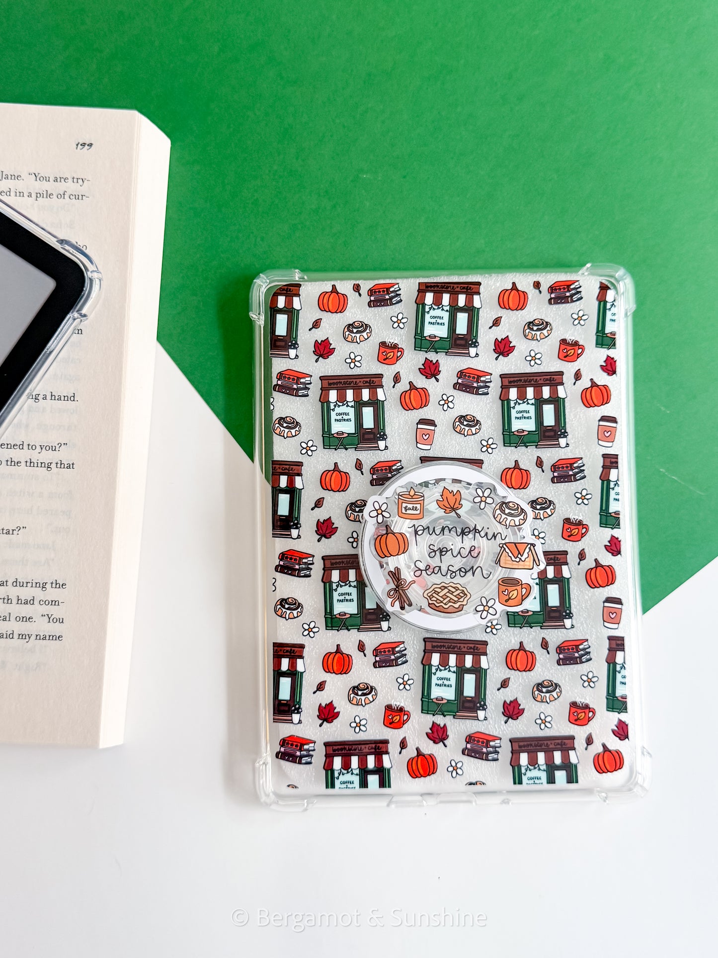 Dream Harbor Cozy Fall E Reader Case