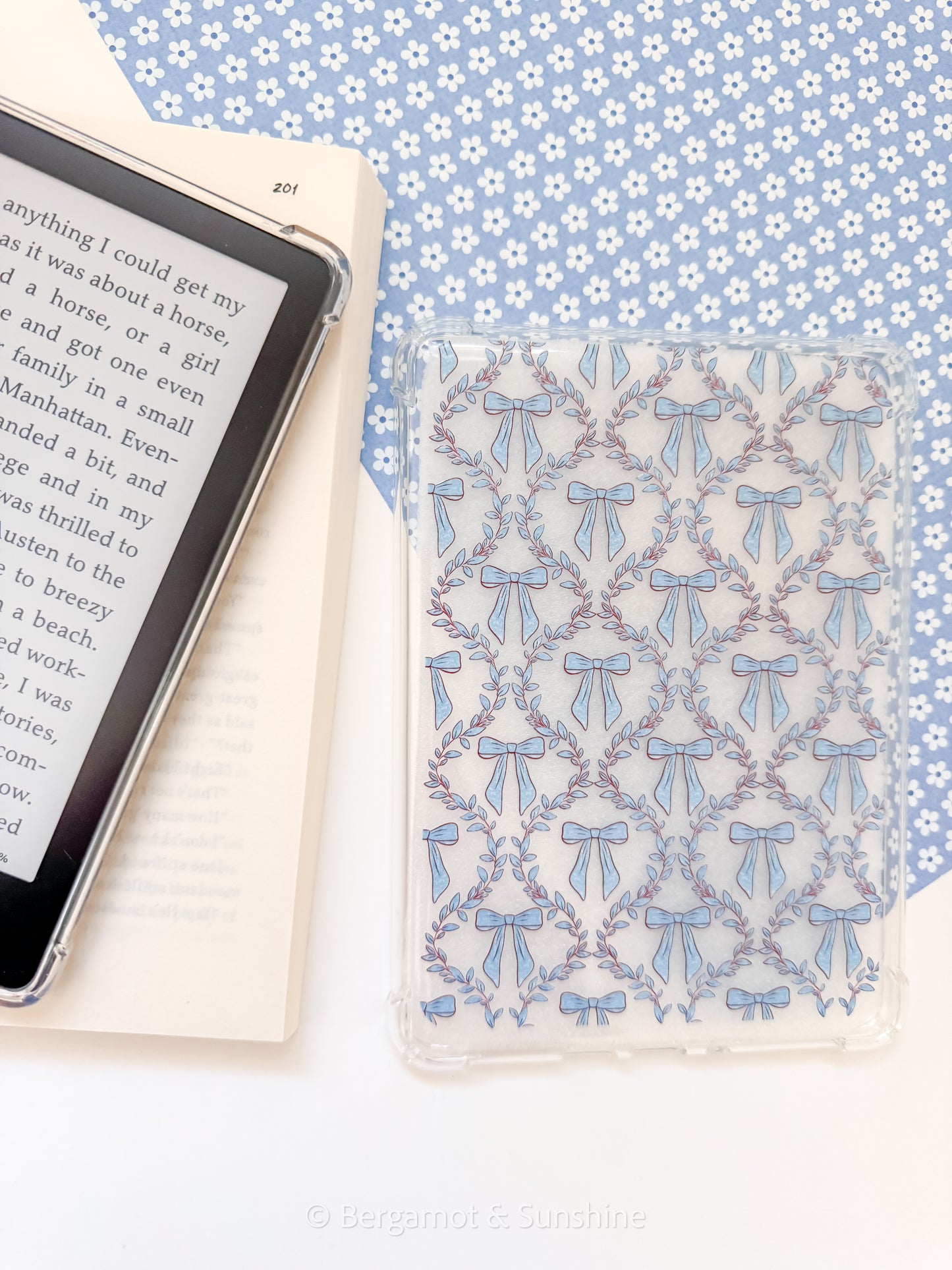 Ballroom Belle + Bows Kindle Case