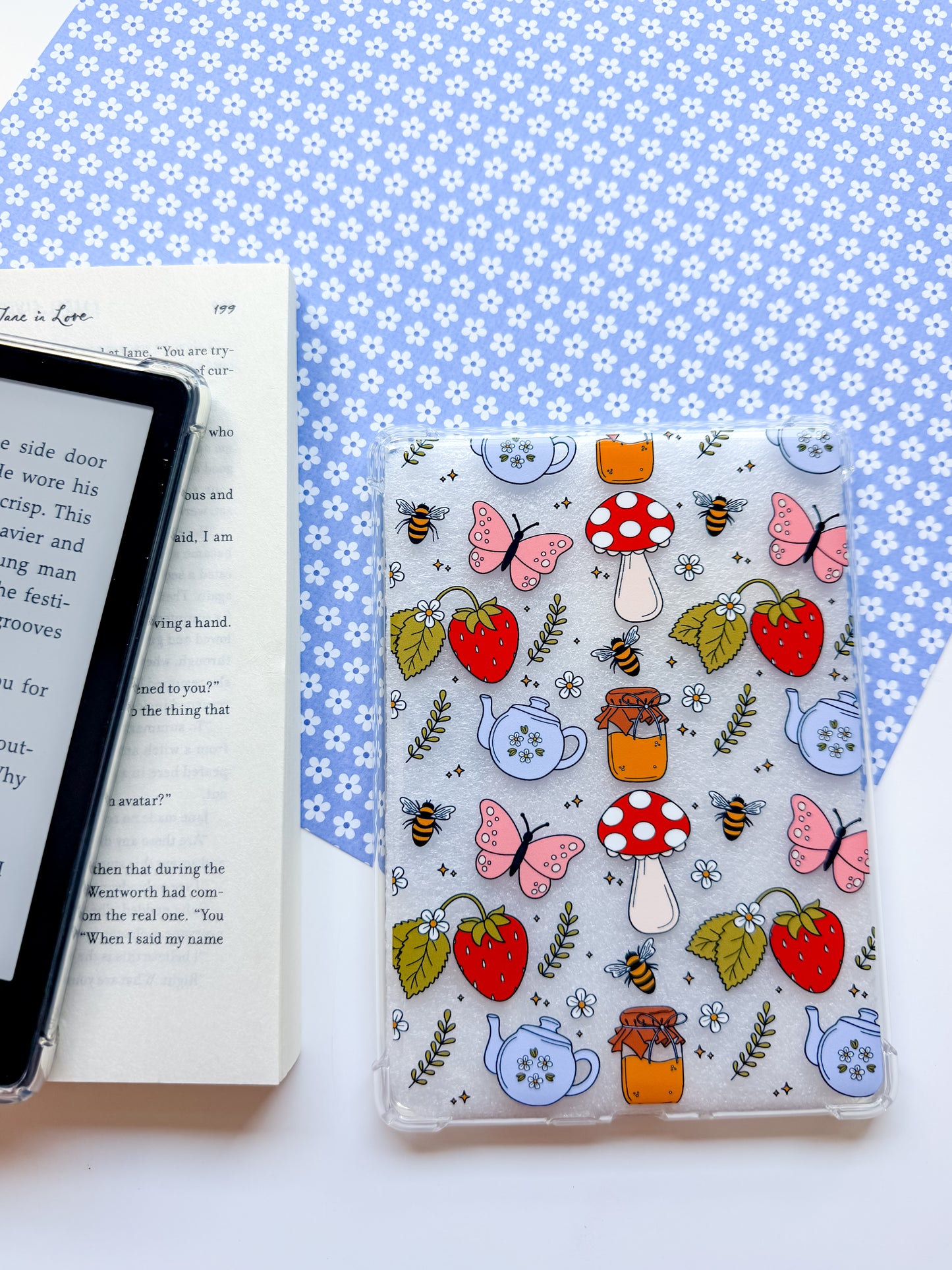 Cottage Girlie E Reader Case