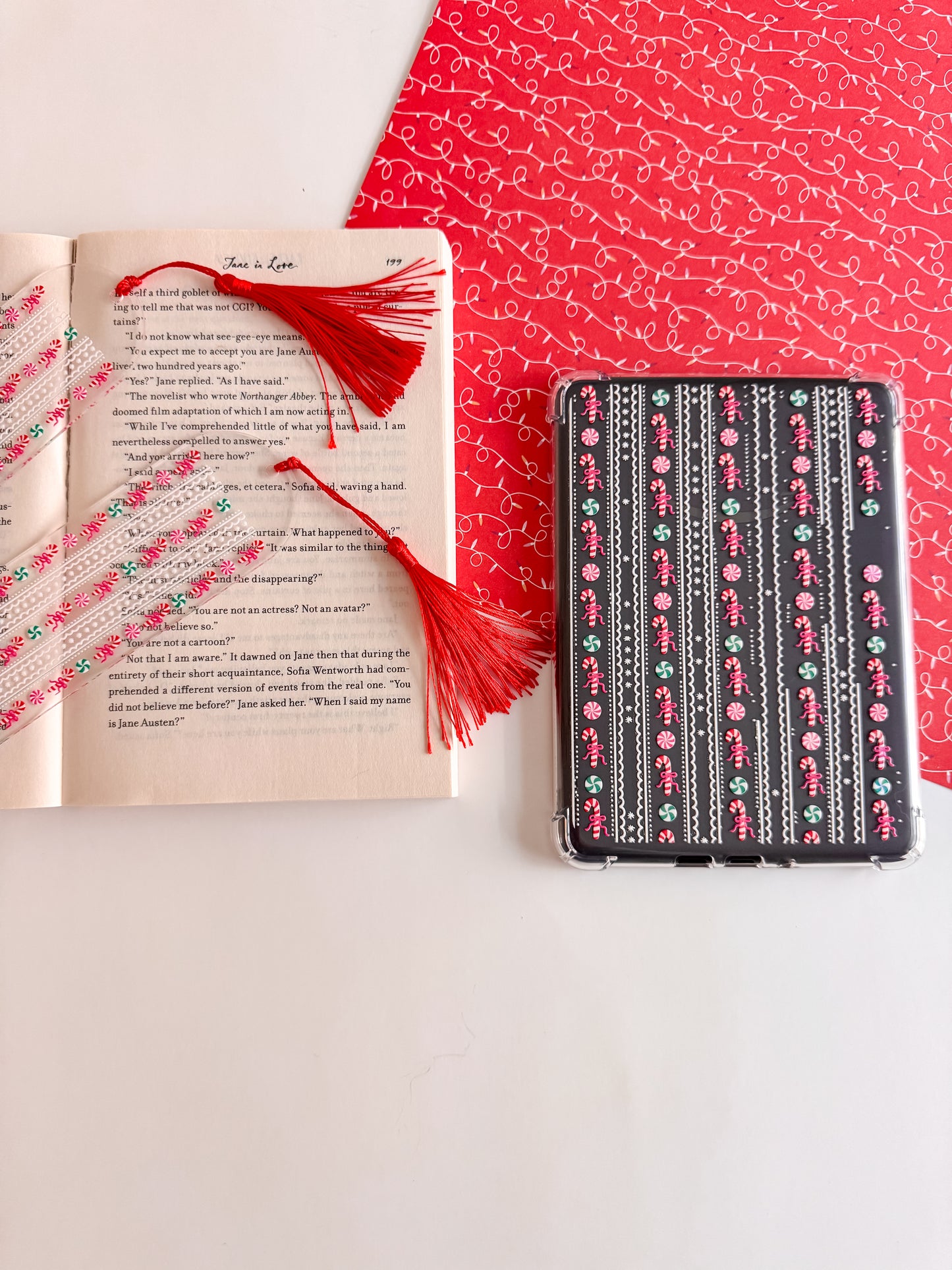 IMPERFECT - Candy Cane Lane Holographic Kindle Case