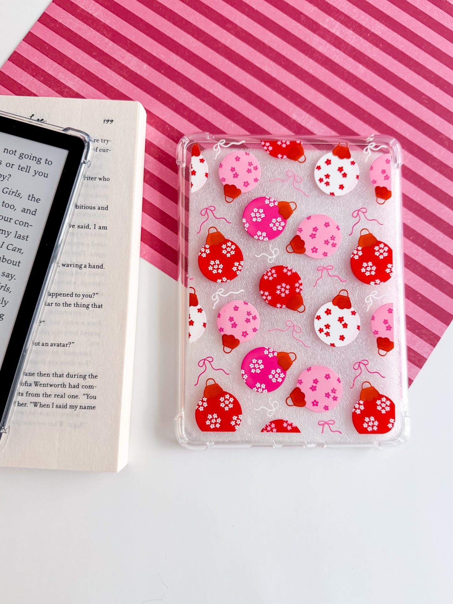 Holiday Ornaments and Bows Kindle Case