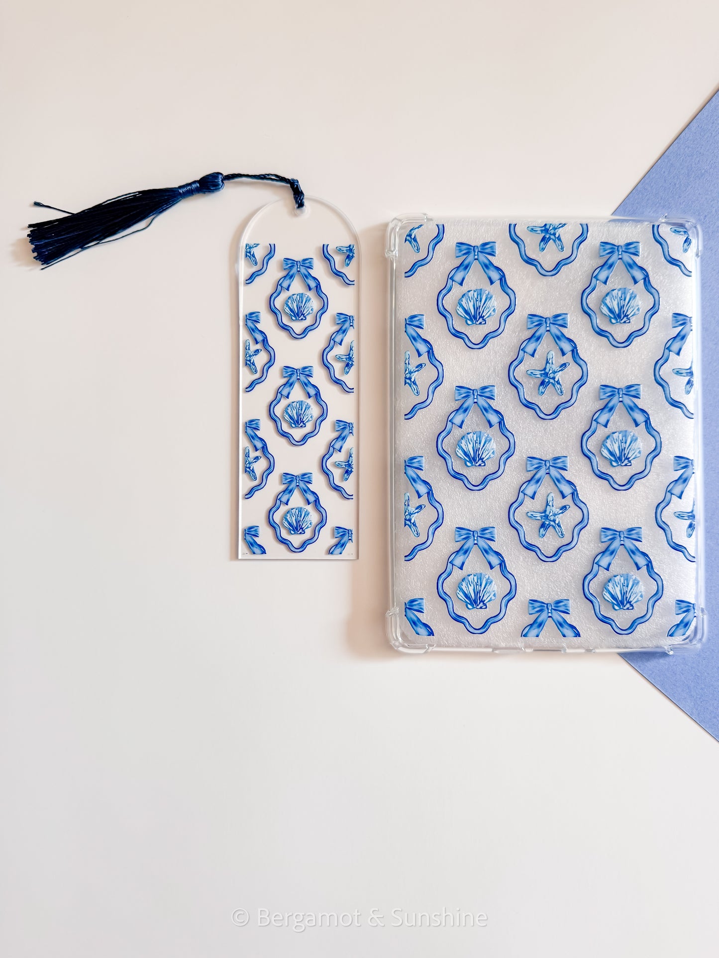 Framed Coquette Blue Shells Kindle Case