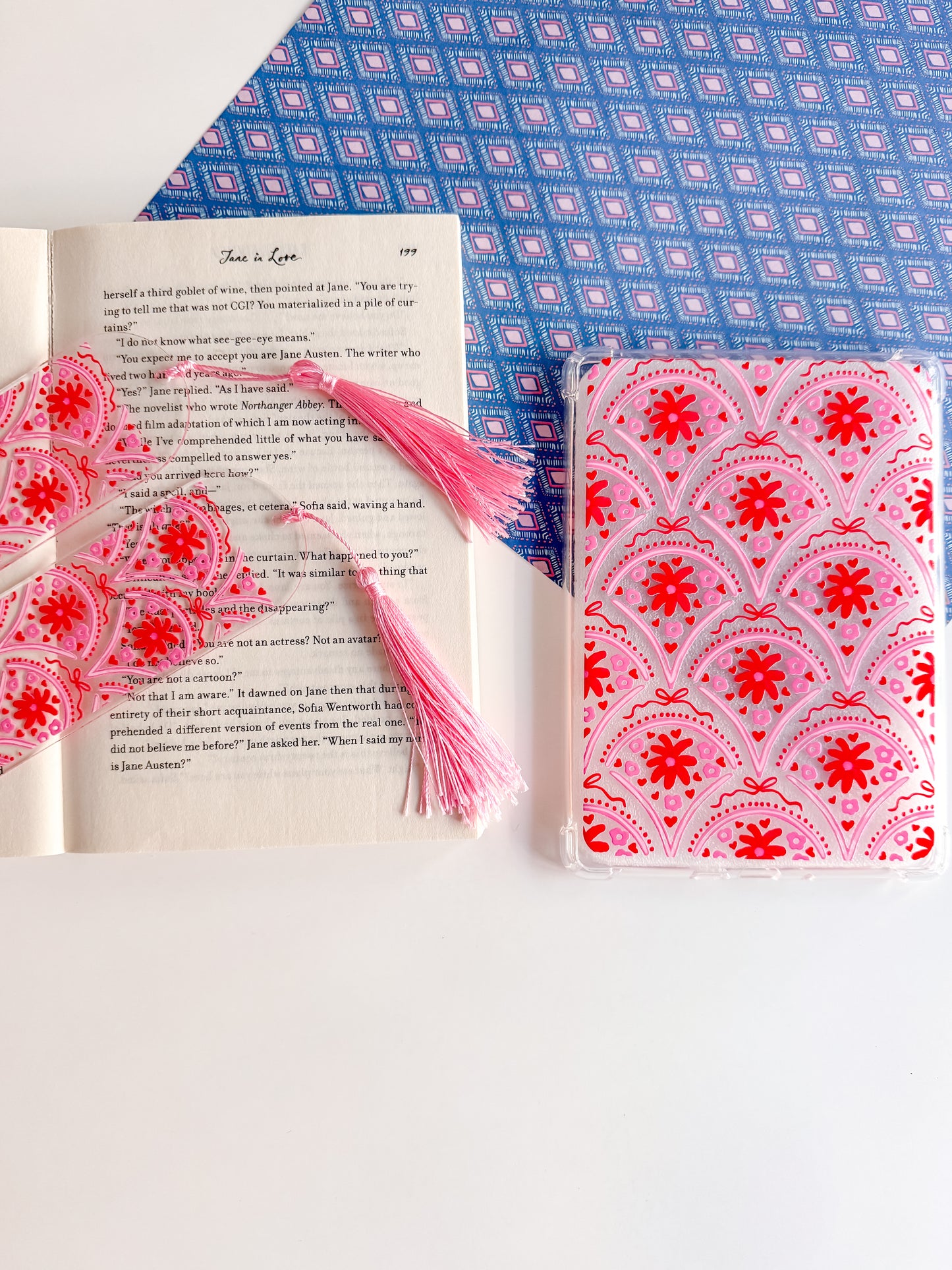 Sweetheart Fan Lace Bookmark