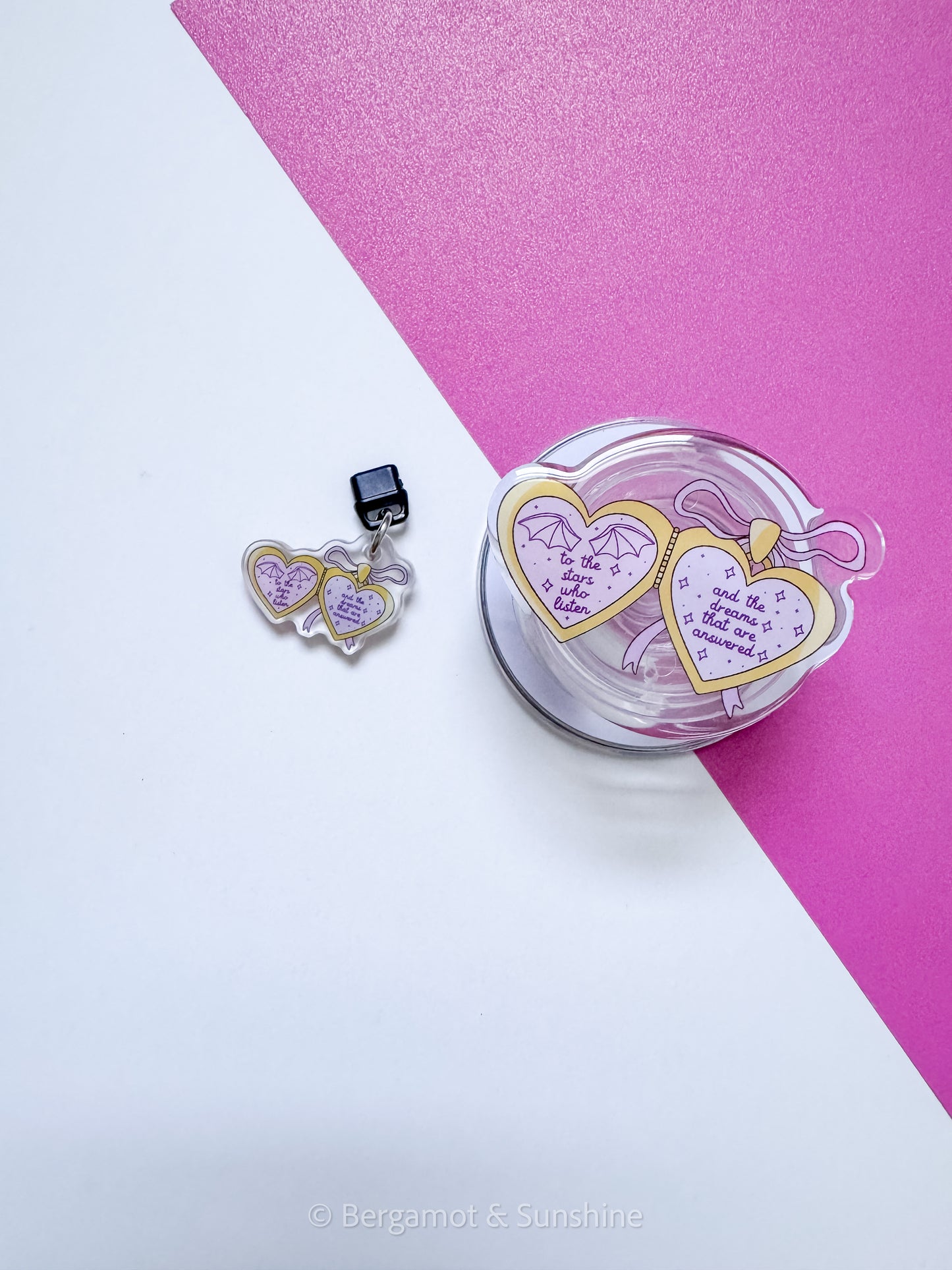 Aco / Tar To the Stars Magsafe Phone and E reader Grip and Dust Charm