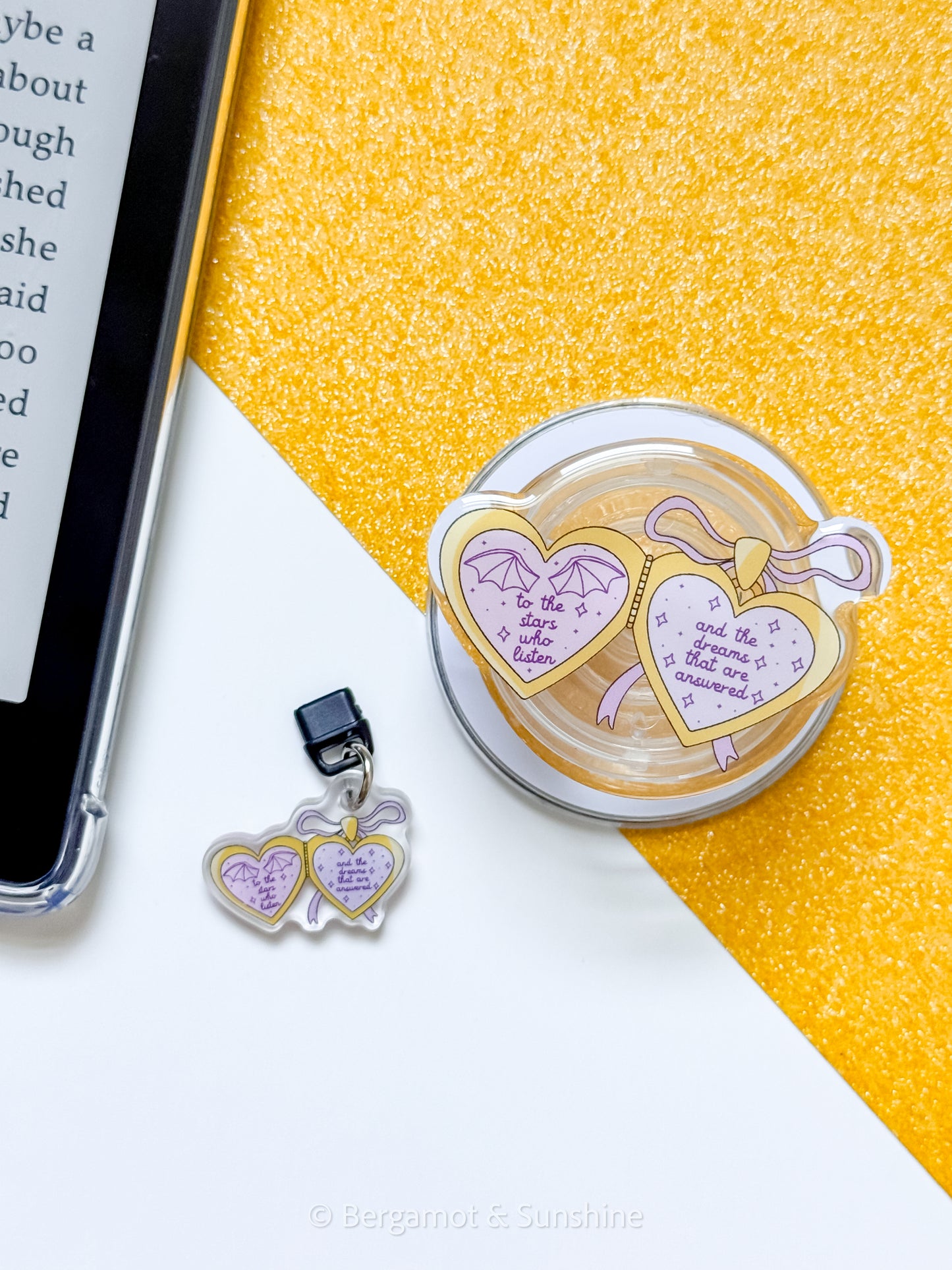 Aco / Tar To the Stars Magsafe Phone and E reader Grip and Dust Charm