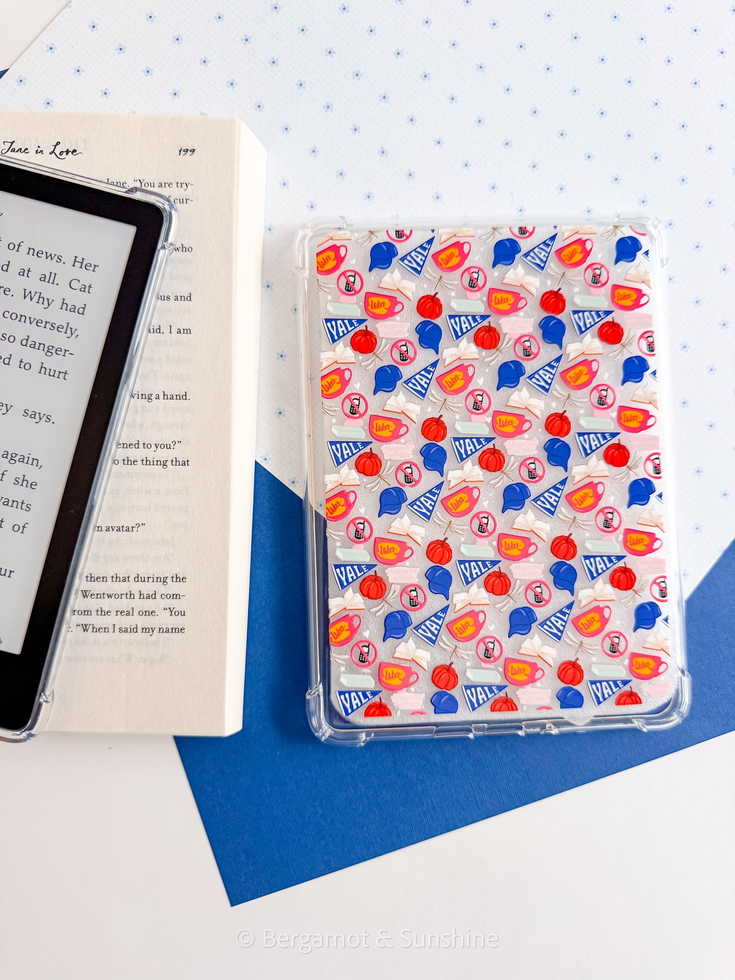 G.G. Studying at Yale Kindle Case