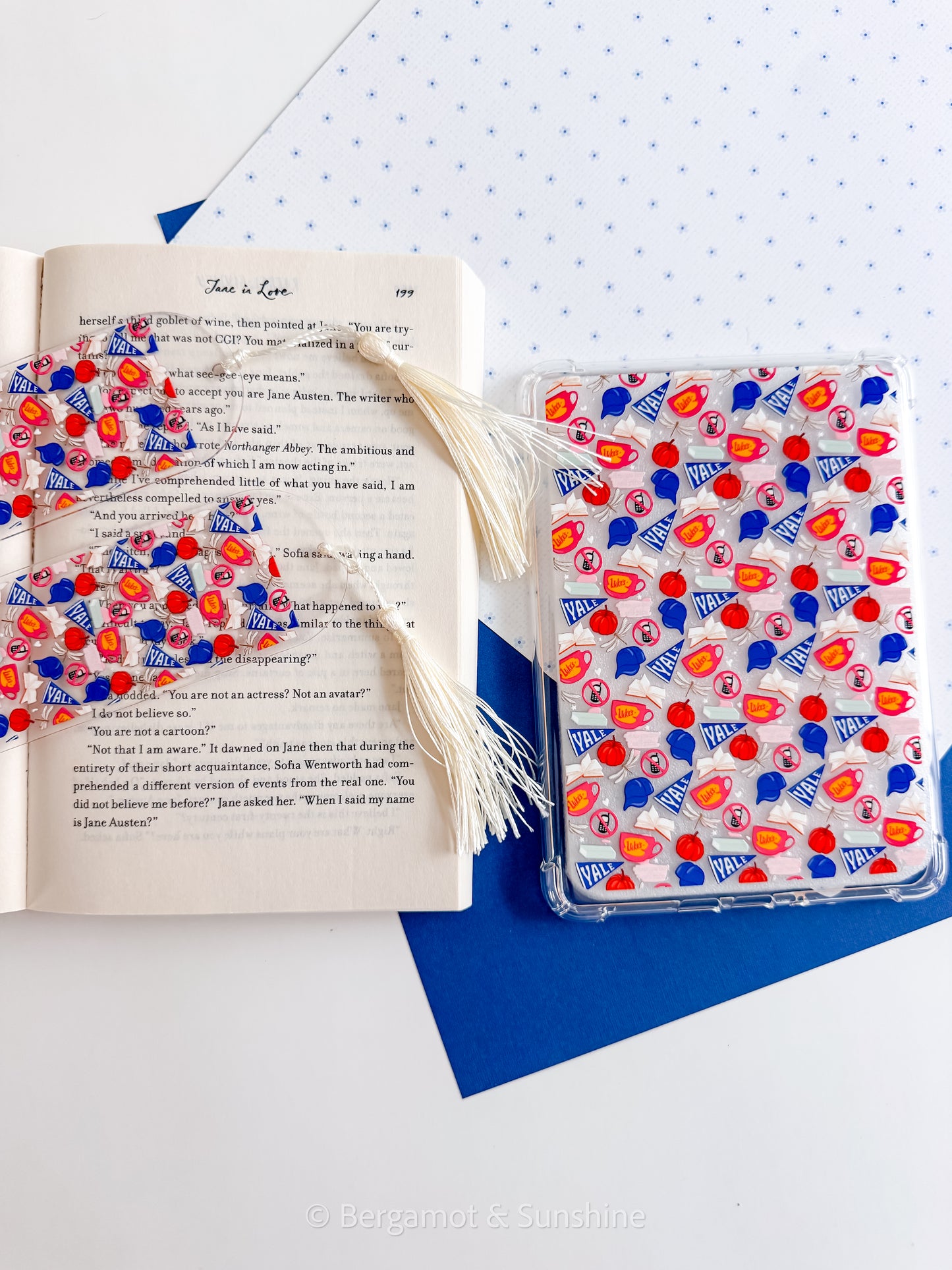 G.G. Studying at Yale Kindle Case