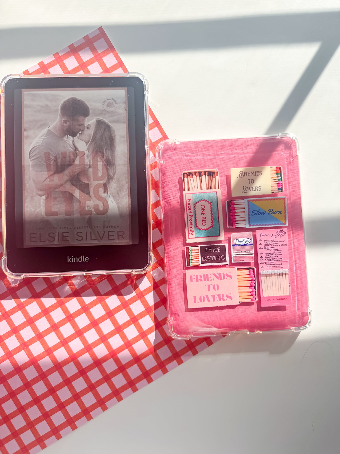 Romance Tropes Box E reader Case