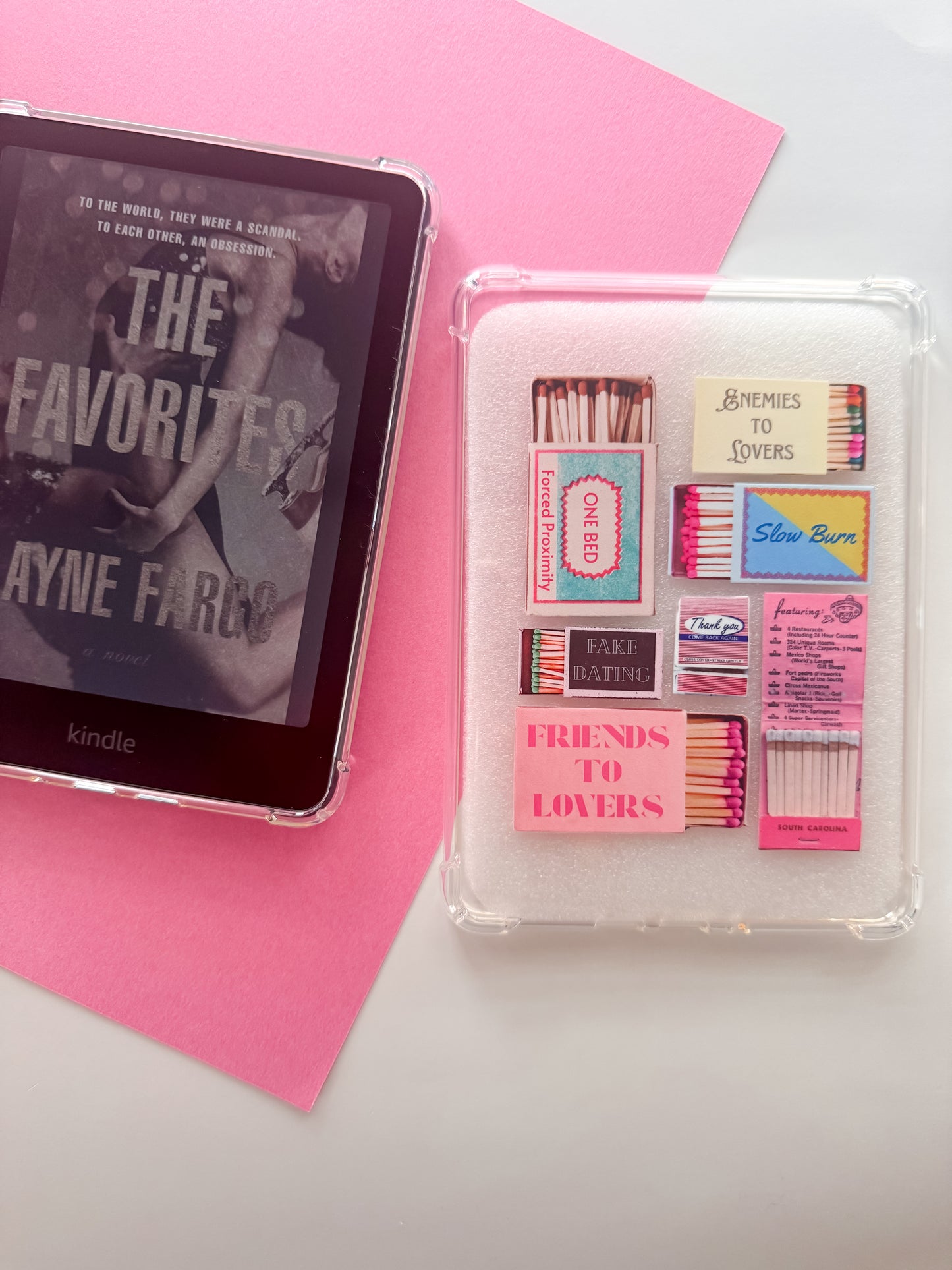 Romance Tropes Box E reader Case