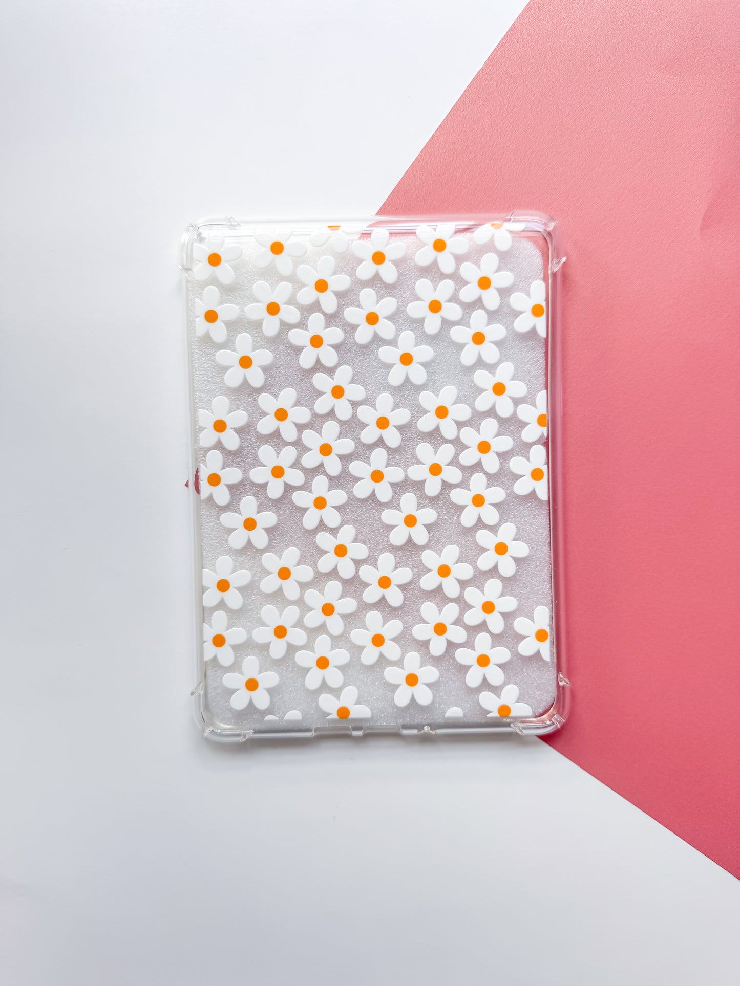 White Daisies E reader Case