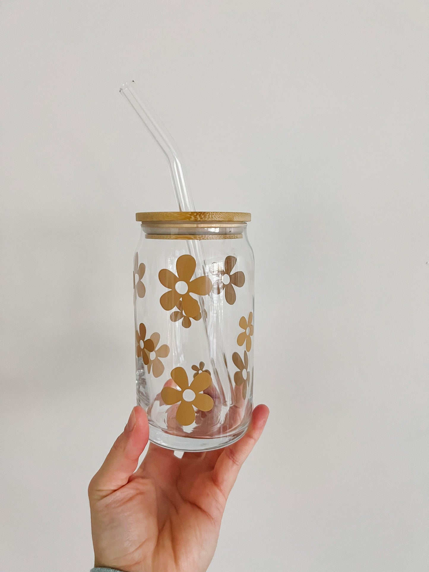 Boho Retro Neutral Daisy Flower Glass Cup | Bergamot & Sunshine